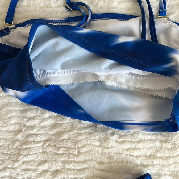 Xhilaration Bikini Set, Size : XS, Color: Blue and White tie dye effect! - Picture 7 of 10